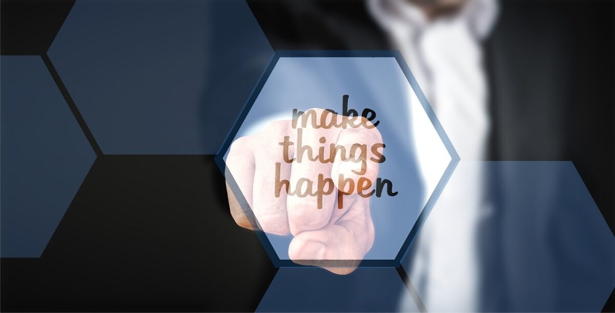 “The Land of Opportunities: Exploring the Benefits of Starting a Business in the UAE”